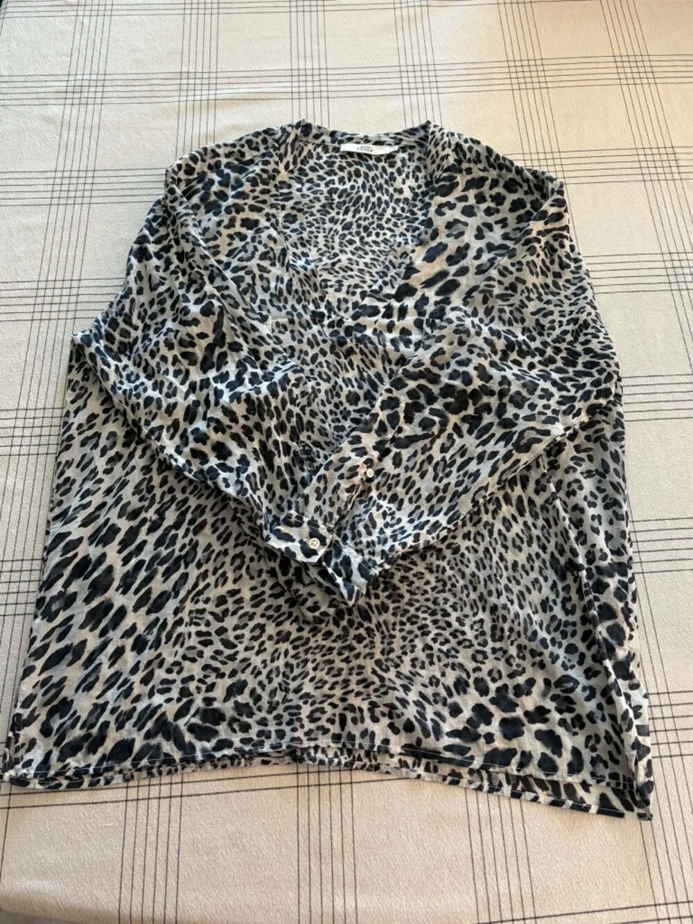🐆 0039 Italy 100% Cotton Voile Leopard Print V-Neck Tunic Blouse - M
